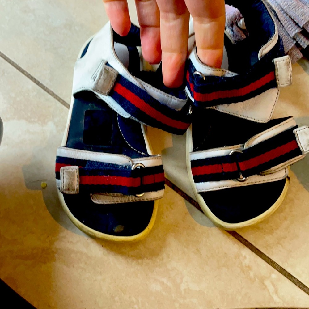 Gucci Sandals unisex size 23